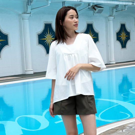 オトナ女性におすすめ♪袖付きトップス水着