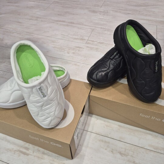 OOFOSミュールサンダル残りわずか！！