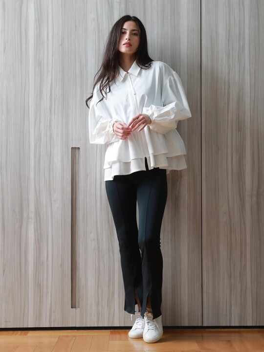 美脚フレアレギンスで春を先取り！