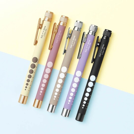 瞳孔計付き2色切替スリム回転式スイッチペンライト