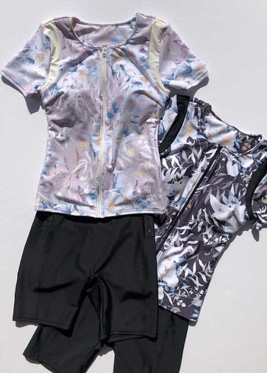 エレガントフラワー柄フィットネス水着♥