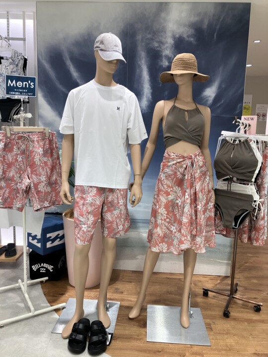 新作メンズ水着　ペアコーデできます♪