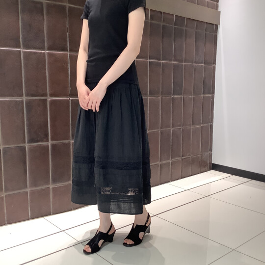 ストラップウェッジサンダルのご紹介です♪