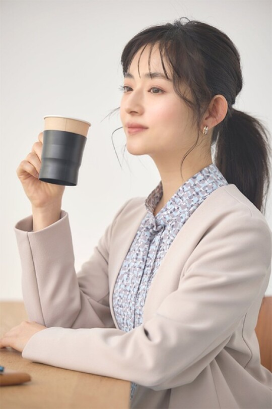 ビジネスシーンで活躍！小柄さん向けオフィスアイテム◎