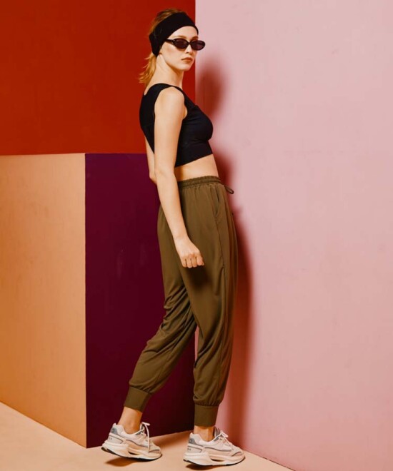 【人気商品】水陸両用　タックパンツ