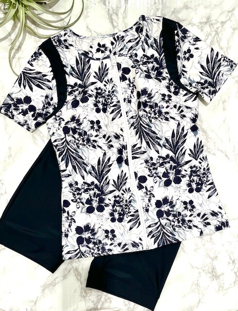 大人気ヴィンテージアロハ柄シリーズ！フィットネス水着