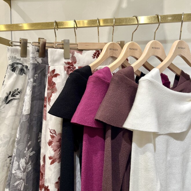 新作　水彩フラワーカットジャガードスカート♡