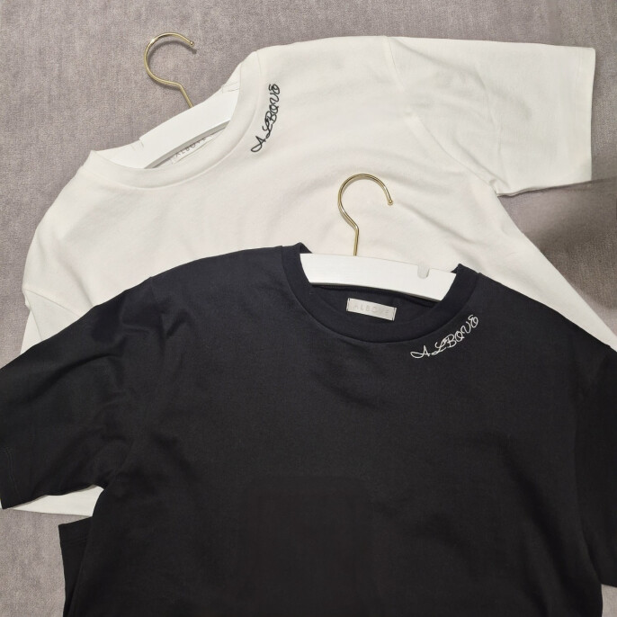 ALBOVEのTシャツ登場！