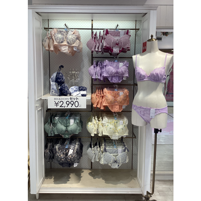ブラ＆ショーツSALE