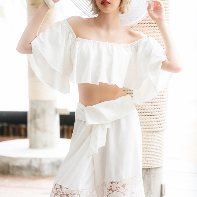 ランジェリーブランドが作る、美しい水着。