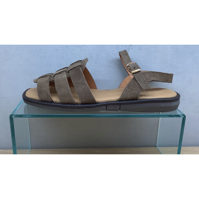 Artesanos(アルテサノス )のサンダル入荷です☆