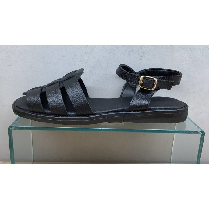 Artesanos(アルテサノス )のサンダル入荷です☆
