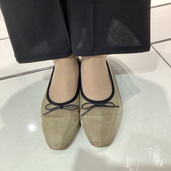 毎日に寄り添うバレエシューズ入荷しました！