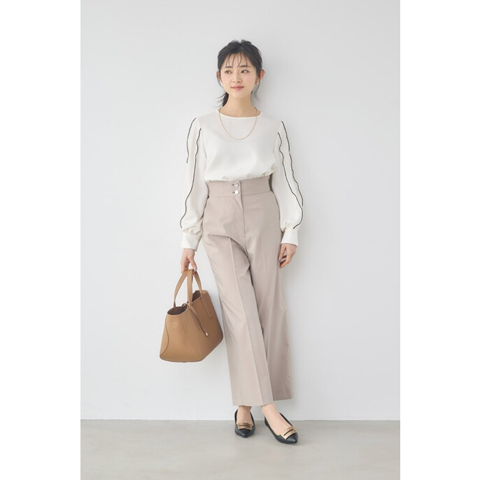 ビジネスシーンで活躍！小柄さん向けオフィスアイテム◎